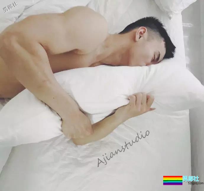 我的Glory Hole经历 - 51虹马