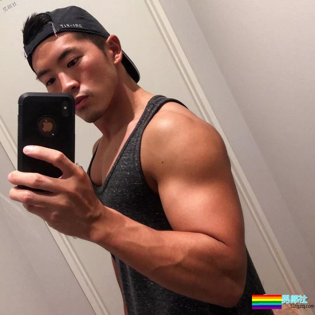 日本野狼职业成谜，这道美味生肉片我可以！ - 51虹马