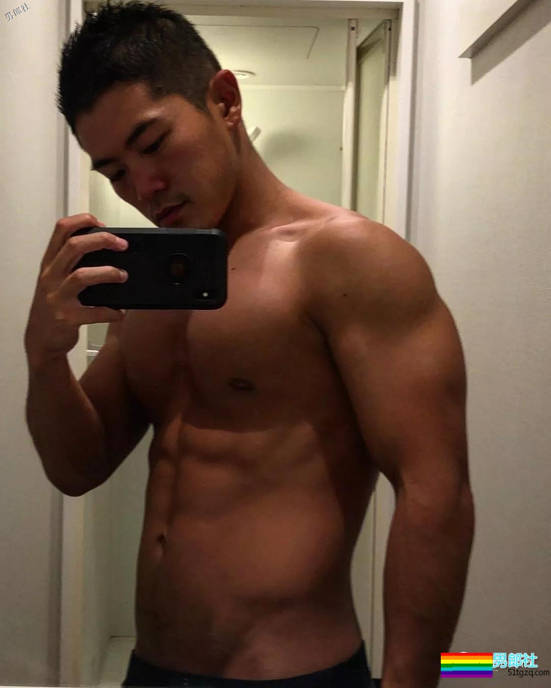 日本野狼职业成谜，这道美味生肉片我可以！ - 51虹马