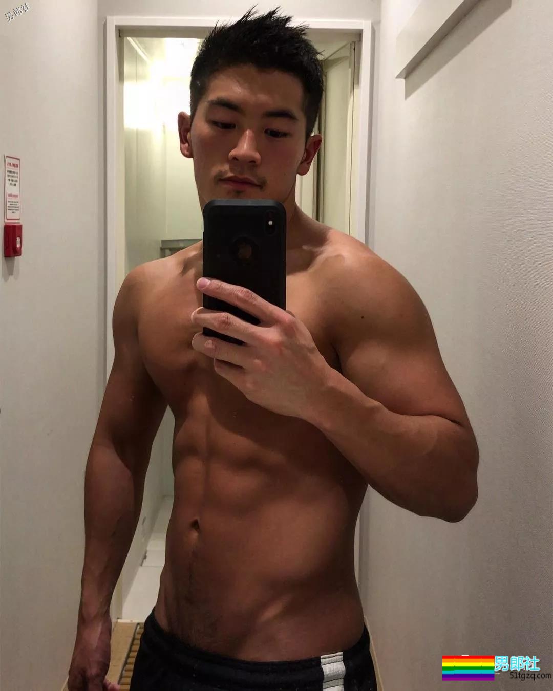 日本野狼职业成谜，这道美味生肉片我可以！ - 51虹马