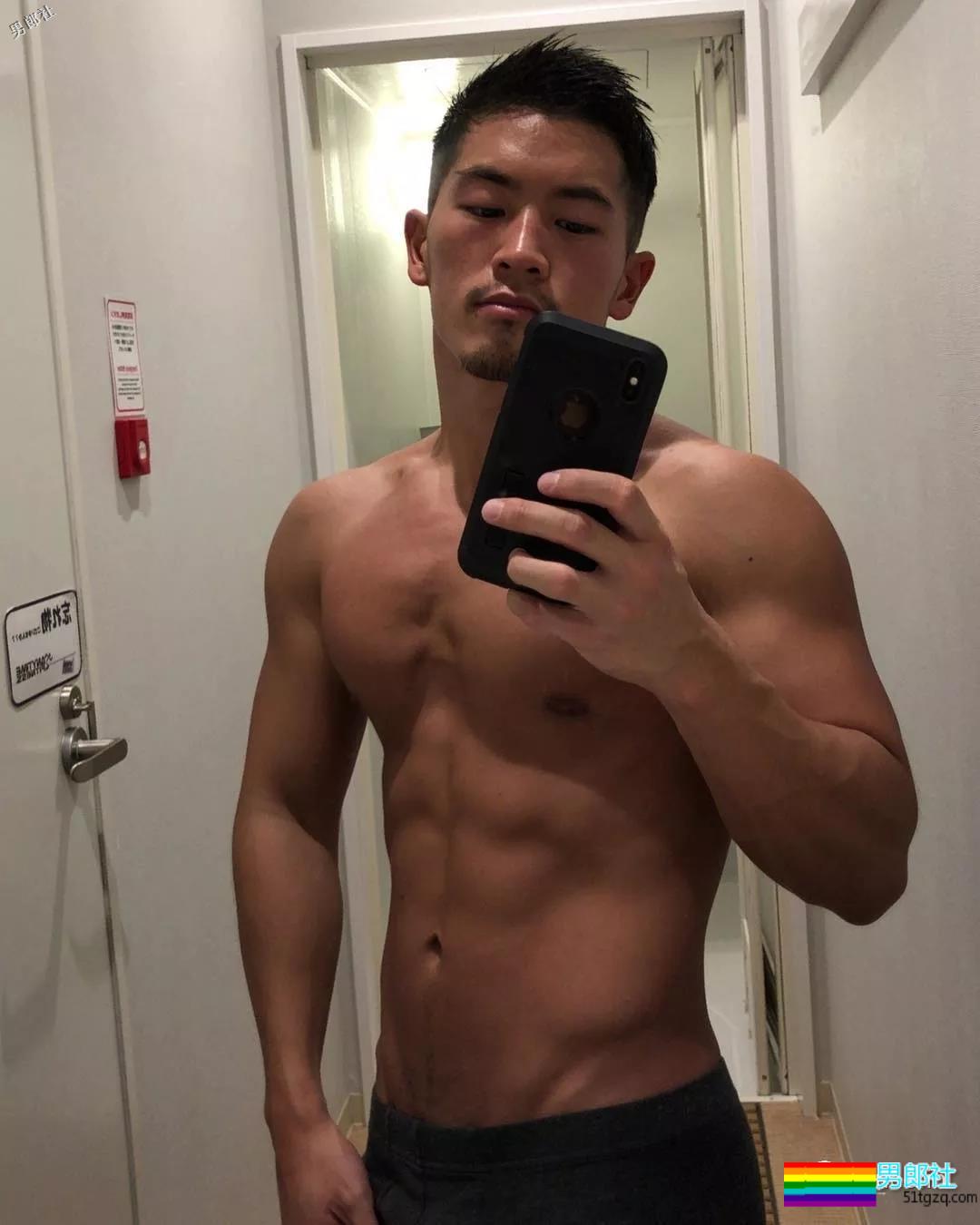 日本野狼职业成谜，这道美味生肉片我可以！ - 51虹马