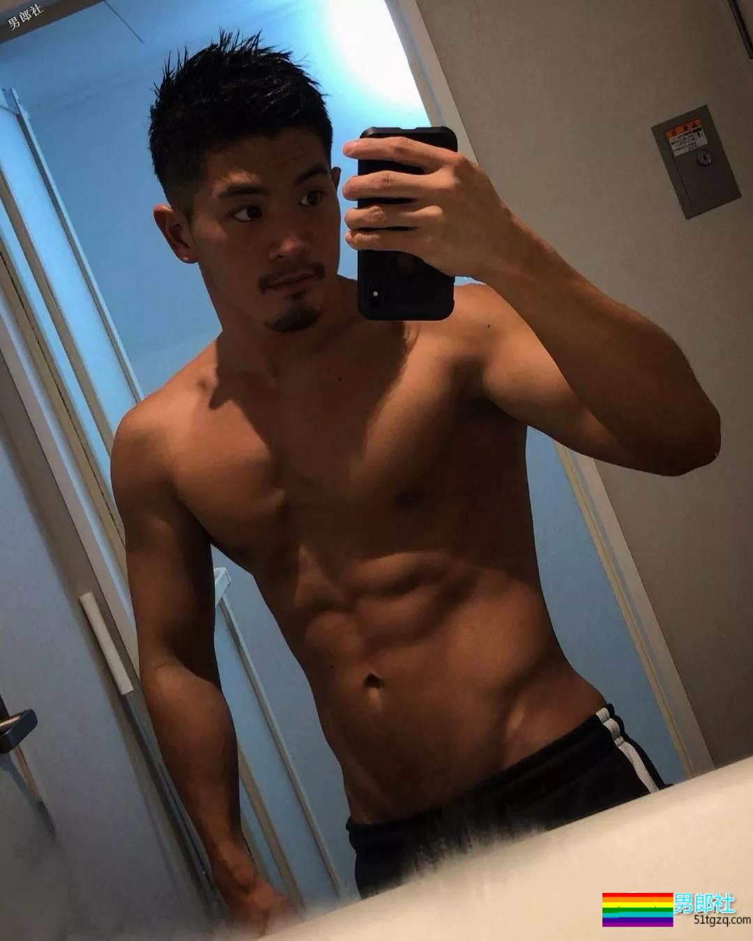 日本野狼职业成谜，这道美味生肉片我可以！ - 51虹马