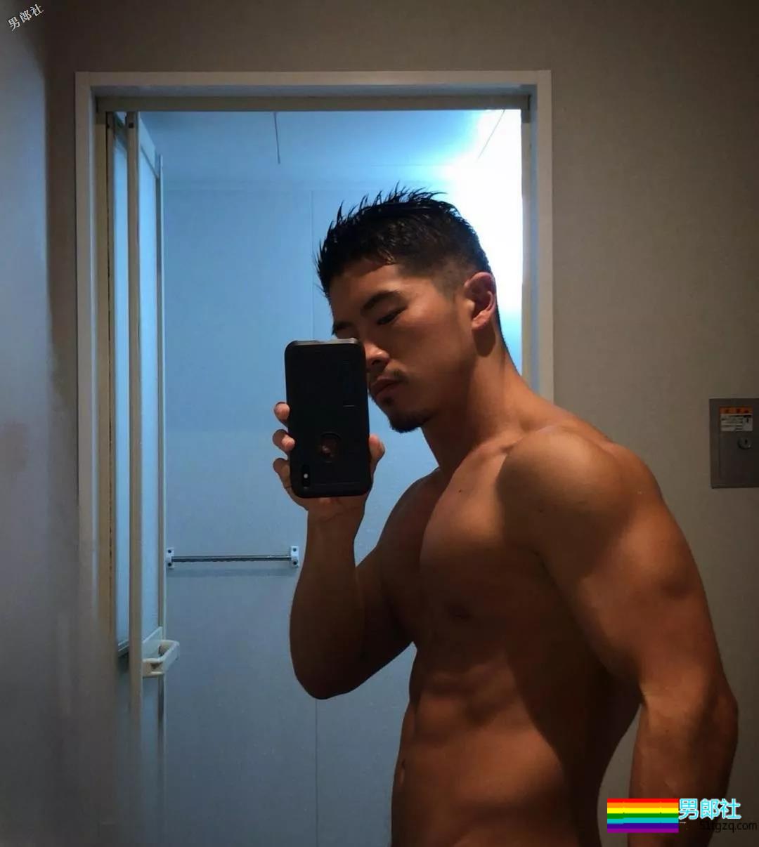 日本野狼职业成谜，这道美味生肉片我可以！ - 51虹马