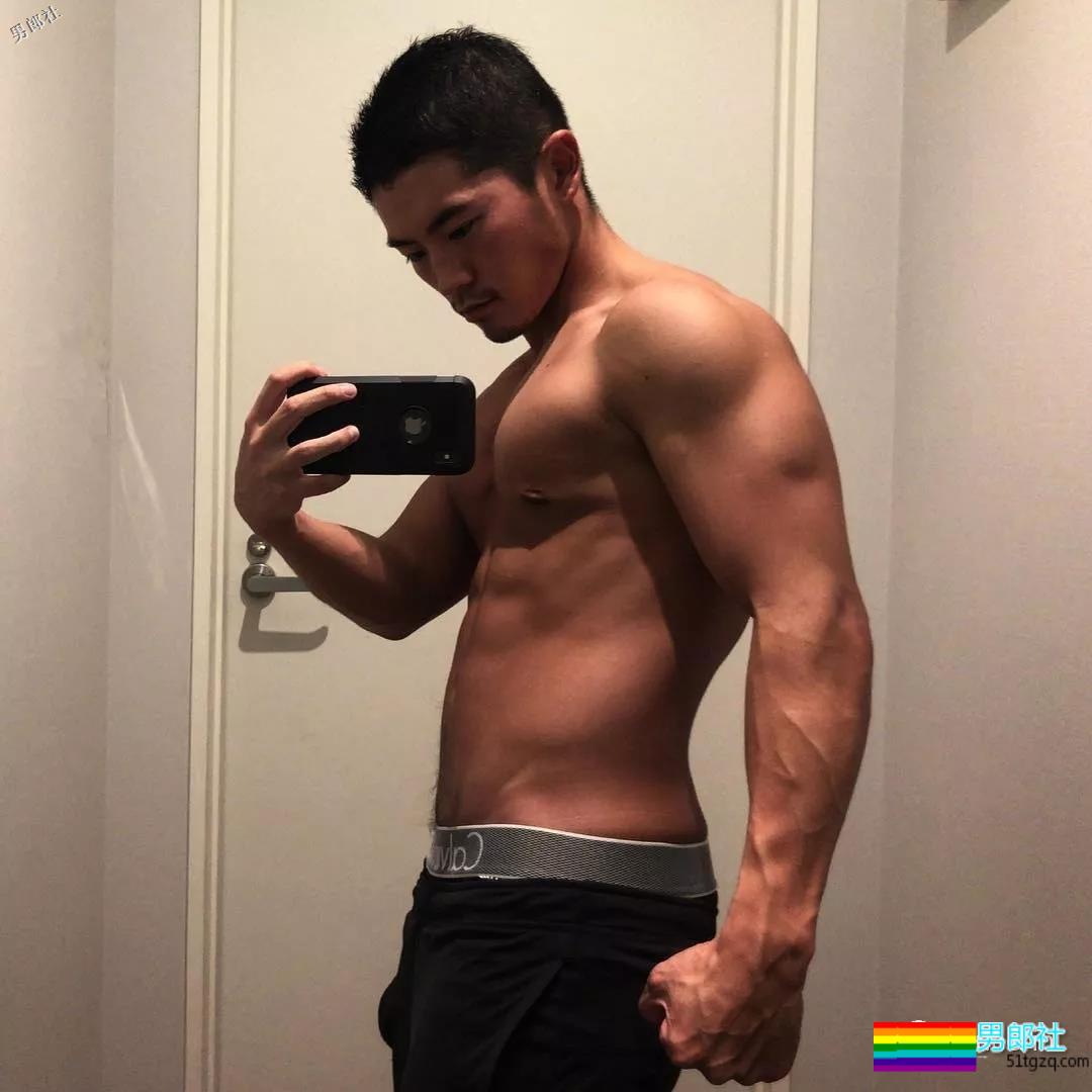 日本野狼职业成谜，这道美味生肉片我可以！ - 51虹马