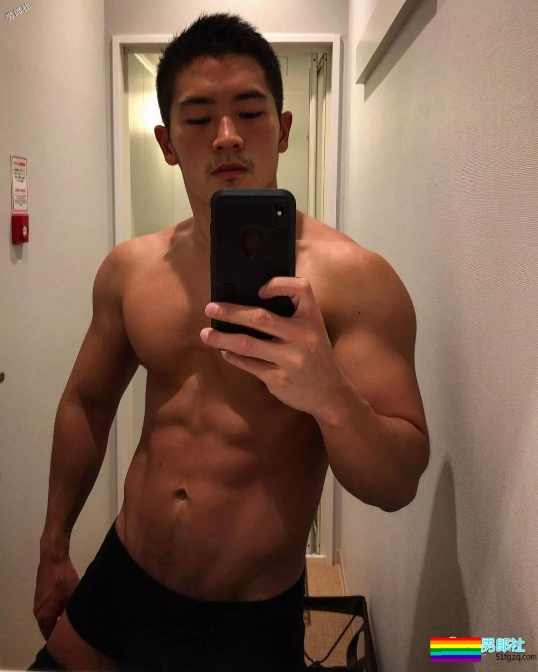 日本野狼职业成谜，这道美味生肉片我可以！ - 51虹马