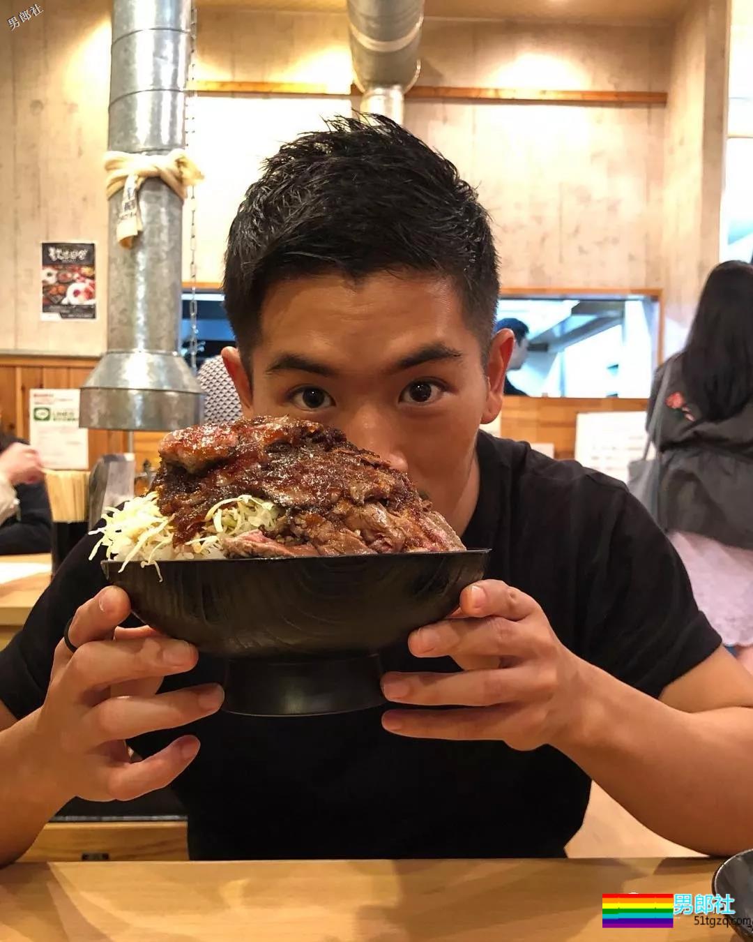 日本野狼职业成谜，这道美味生肉片我可以！ - 51虹马