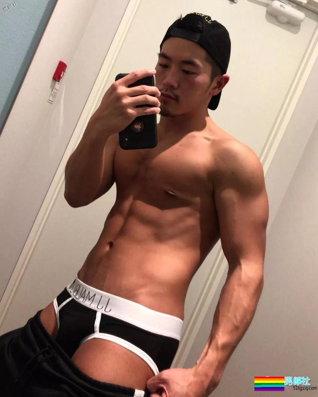 日本野狼职业成谜，这道美味生肉片我可以！ - 51虹马