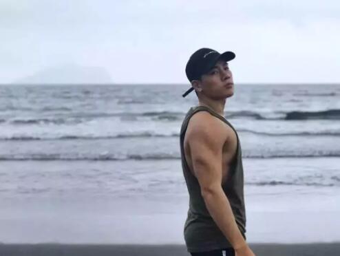 纪念我们过去的三段同志爱情 - 51虹马