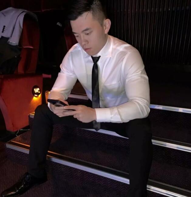 Gay第一次的感受，笑着笑着就哭了 - 51虹马