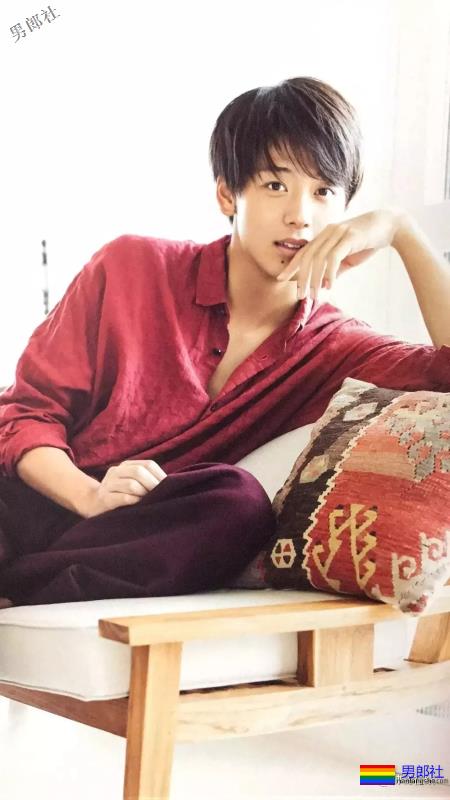 最憧憬的理想身材!当红小狼狗演过《假面骑士》,美好身材让我看了就… - 51虹马 最憧憬的理想身材!当红小狼狗演过《假面骑士》,美好身材让我看了就… - 51虹马