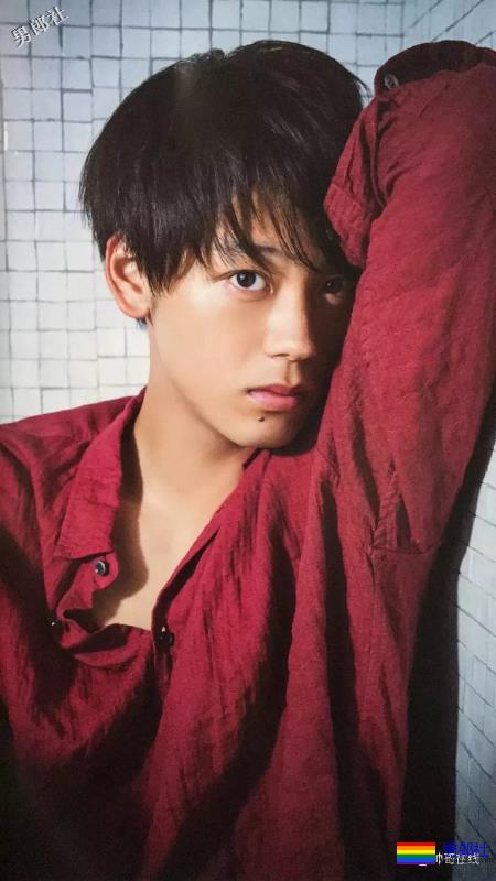 最憧憬的理想身材!当红小狼狗演过《假面骑士》,美好身材让我看了就… - 51虹马 最憧憬的理想身材!当红小狼狗演过《假面骑士》,美好身材让我看了就… - 51虹马