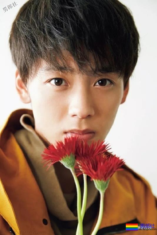 最憧憬的理想身材!当红小狼狗演过《假面骑士》,美好身材让我看了就… - 51虹马 最憧憬的理想身材!当红小狼狗演过《假面骑士》,美好身材让我看了就… - 51虹马