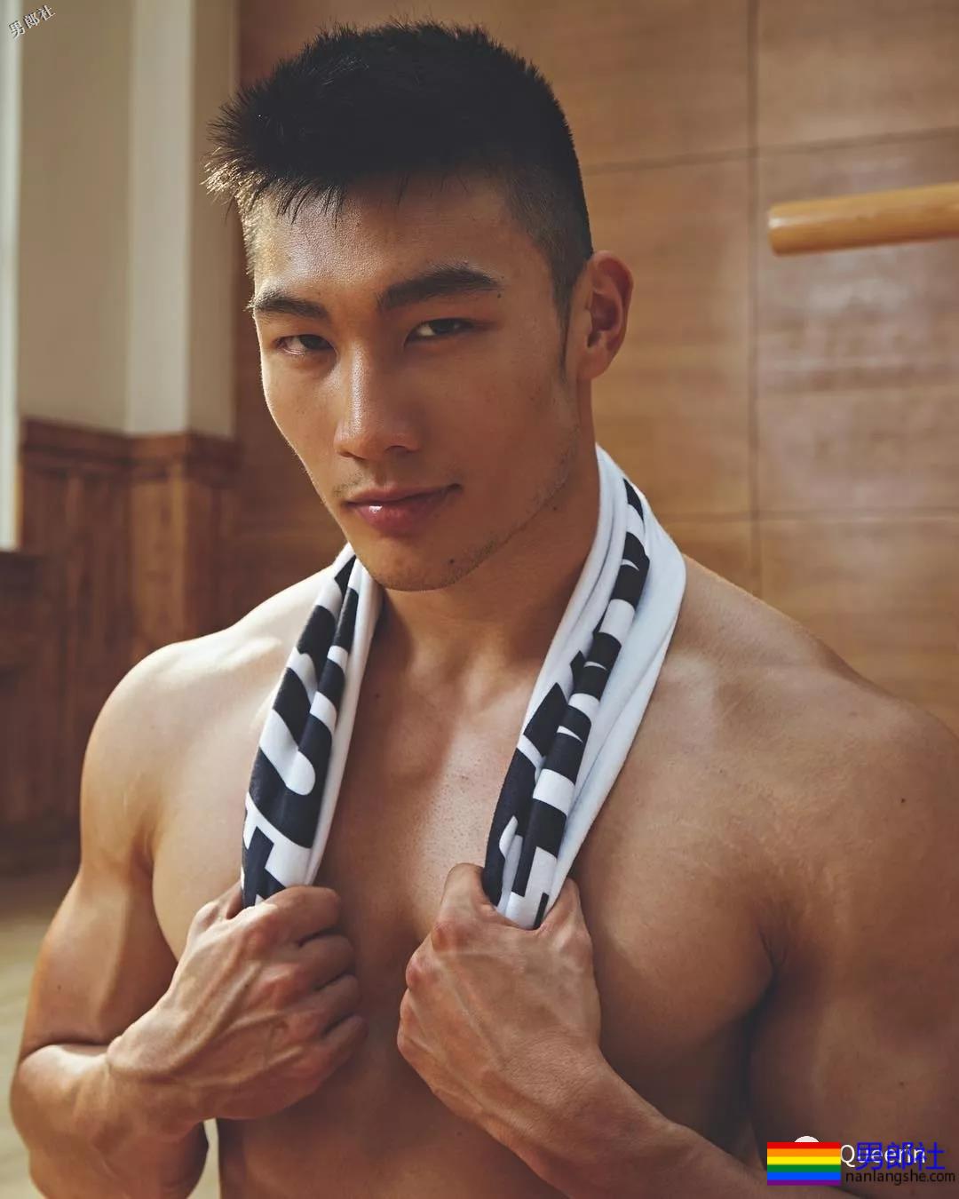 樊野和香港先生合体惹，他真不愧是男神收割机！ - 51虹马