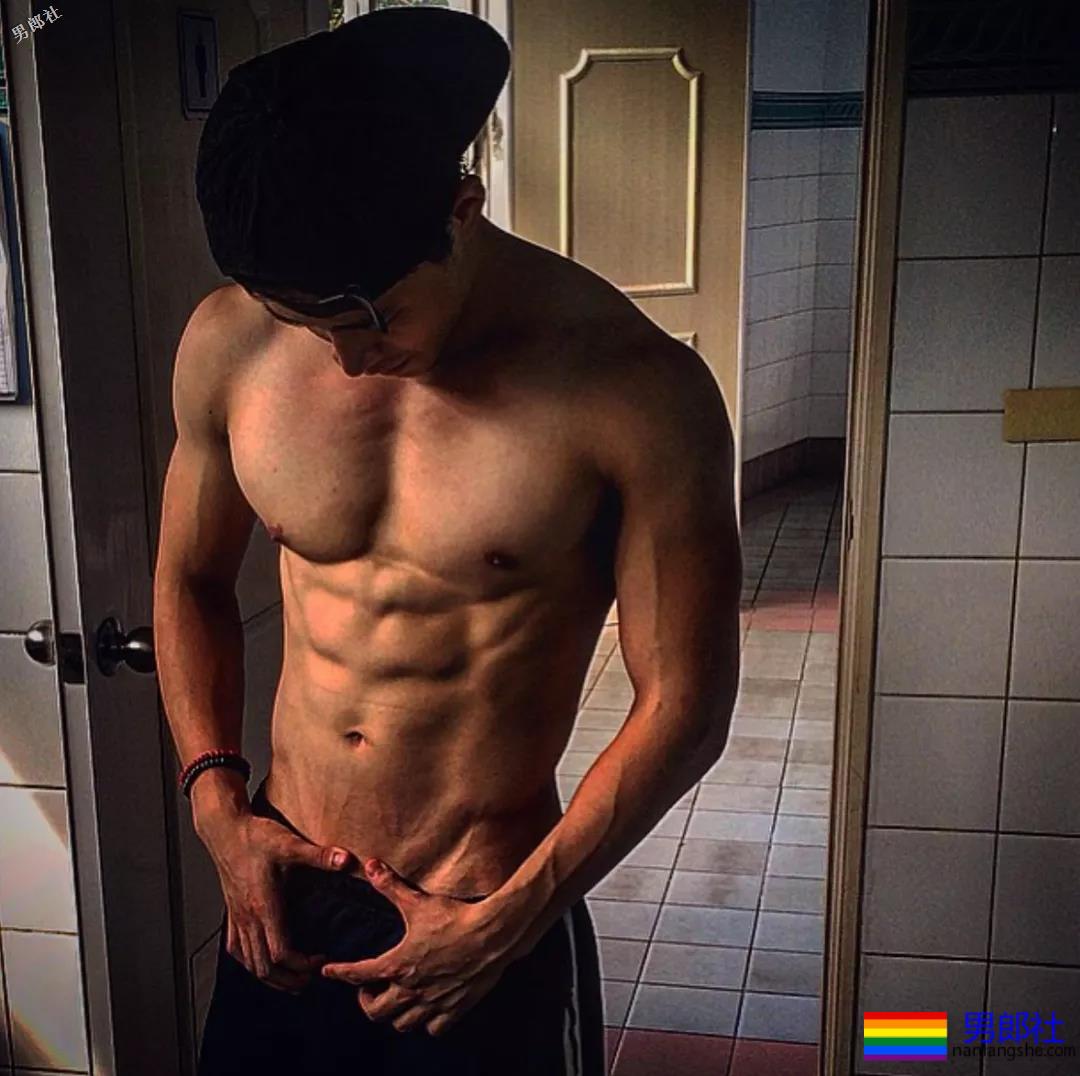 糖 | 台湾筋肉男上演捆绑PA！真香警告！ - 51虹马