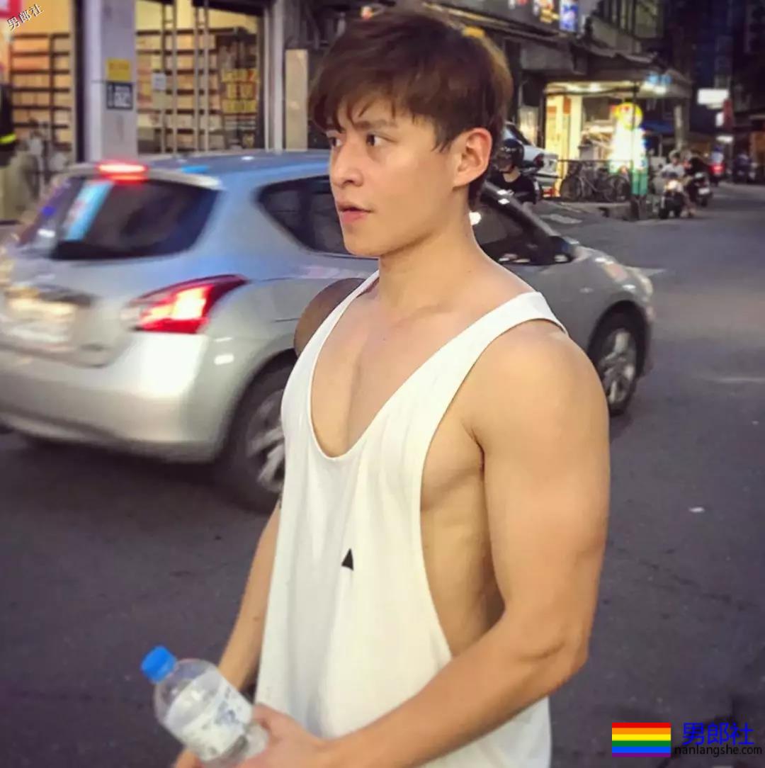 糖 | 台湾筋肉男上演捆绑PA！真香警告！ - 51虹马