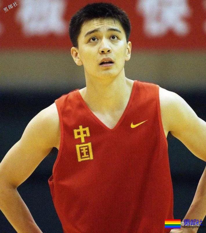 1米93篮球界颜值担当!大长腿校草级运动帅哥,走到哪帅到哪! - 51虹马 1米93篮球界颜值担当!大长腿校草级运动帅哥,走到哪帅到哪! - 51虹马