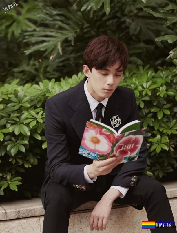 元气少年吴磊新照，完美笑容直击少女心！ - 51虹马