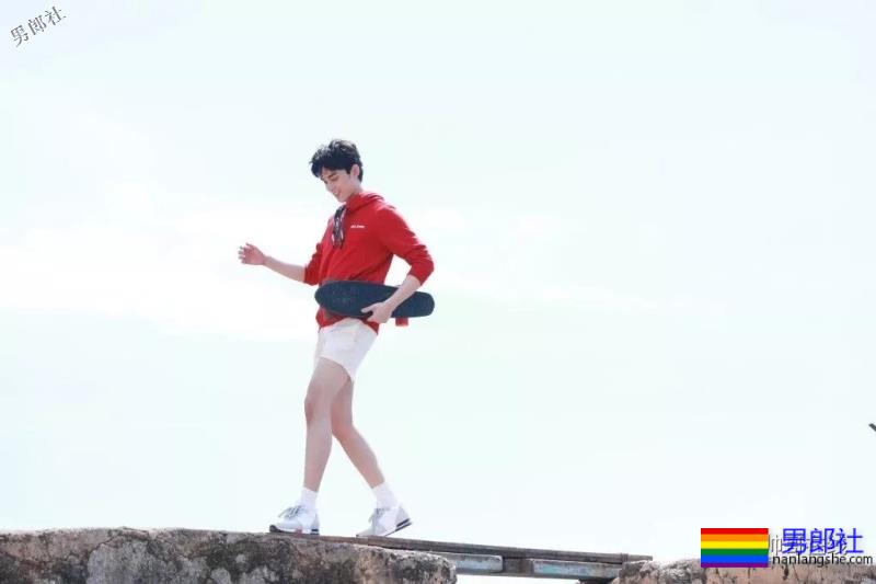 元气少年吴磊新照,完美笑容直击少女心! - 51虹马 元气少年吴磊新照,完美笑容直击少女心! - 51虹马