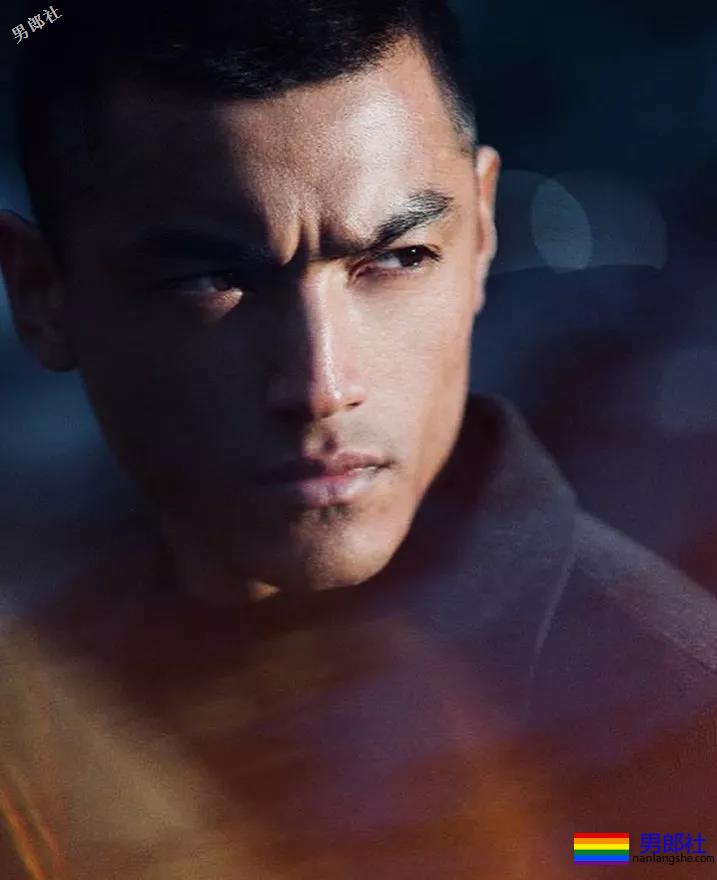 四国混血、荷尔蒙炸裂，这枚亚裔模特居然还没火？！ - 51虹马