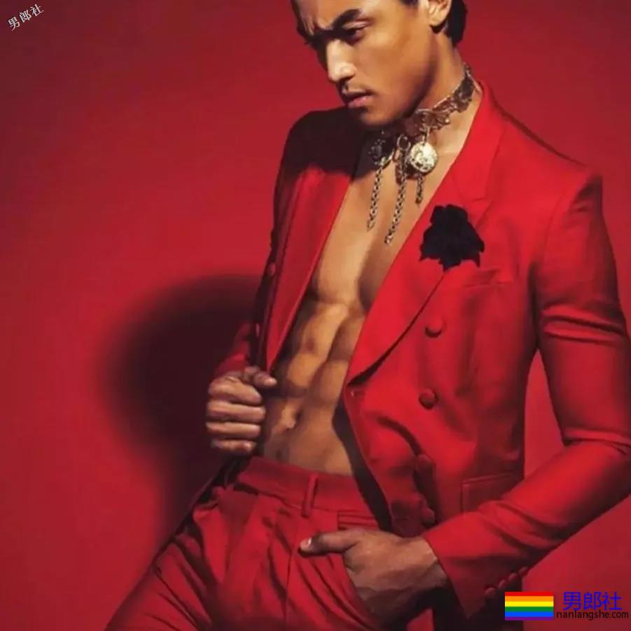 四国混血、荷尔蒙炸裂，这枚亚裔模特居然还没火？！ - 51虹马