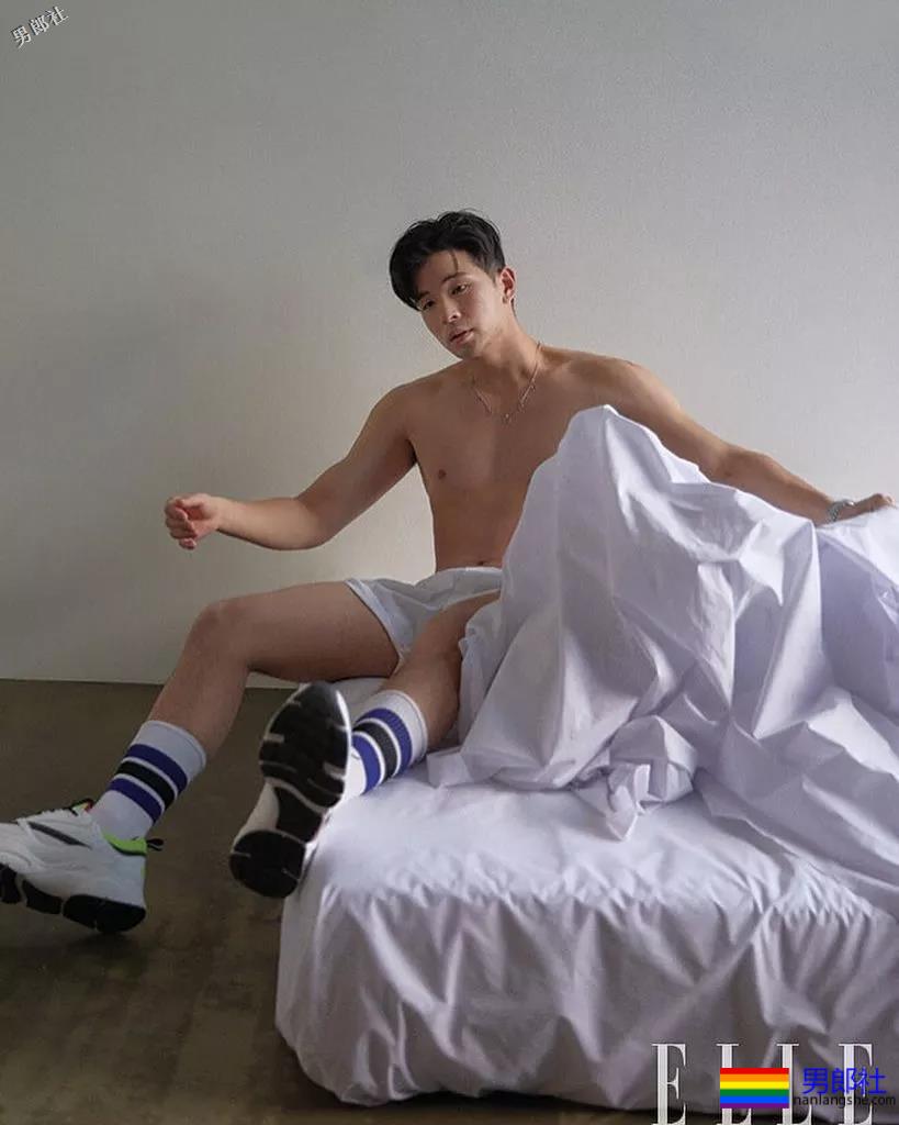 小狼狗玩湿身泄露大秘密！ - 51虹马