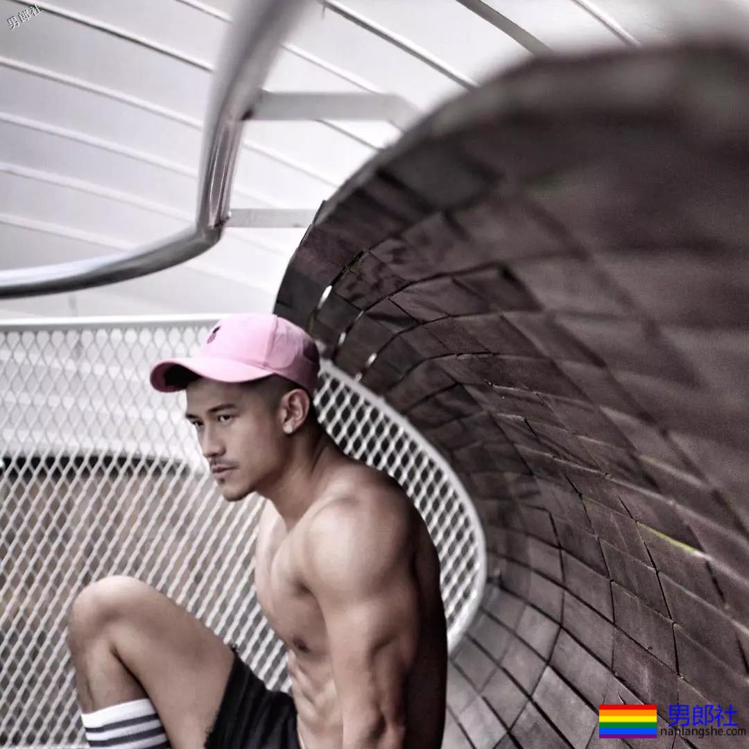 私照外泄基圈的gogoboy，优雅性感的肉体杀伤力不减当年! - 51虹马