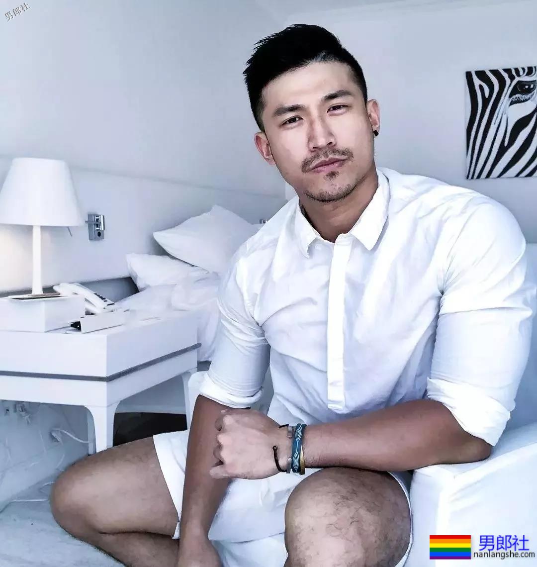 私照外泄基圈的gogoboy，优雅性感的肉体杀伤力不减当年! - 51虹马