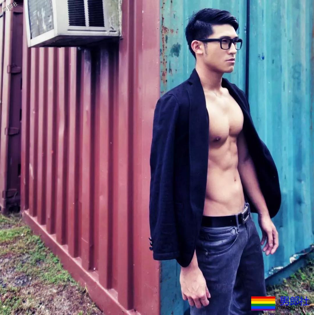 私照外泄基圈的gogoboy，优雅性感的肉体杀伤力不减当年! - 51虹马