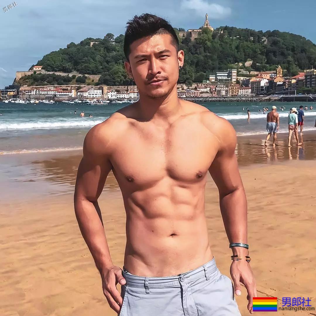 私照外泄基圈的gogoboy，优雅性感的肉体杀伤力不减当年! - 51虹马