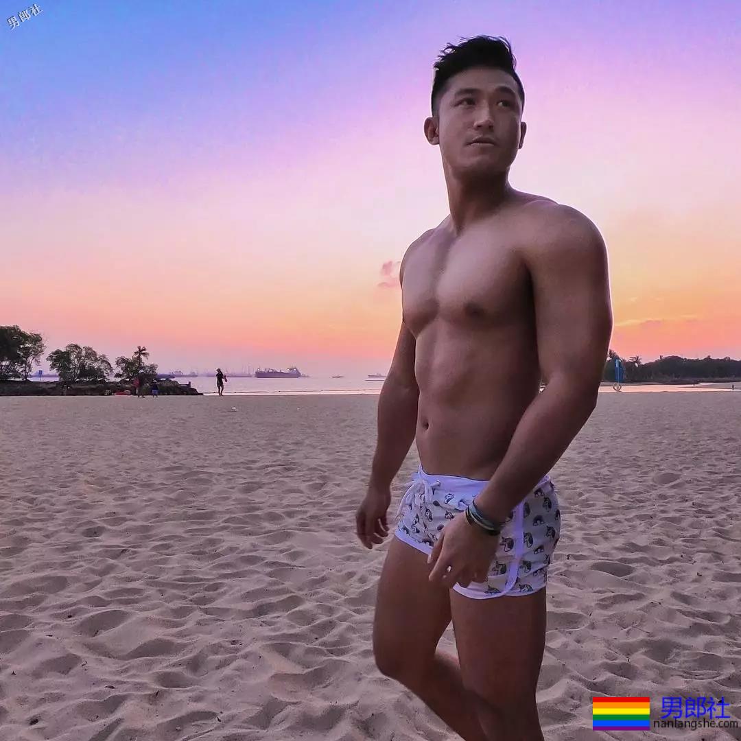 私照外泄基圈的gogoboy，优雅性感的肉体杀伤力不减当年! - 51虹马