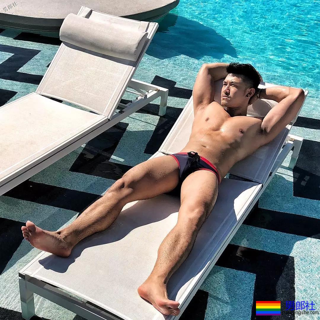 私照外泄基圈的gogoboy，优雅性感的肉体杀伤力不减当年! - 51虹马