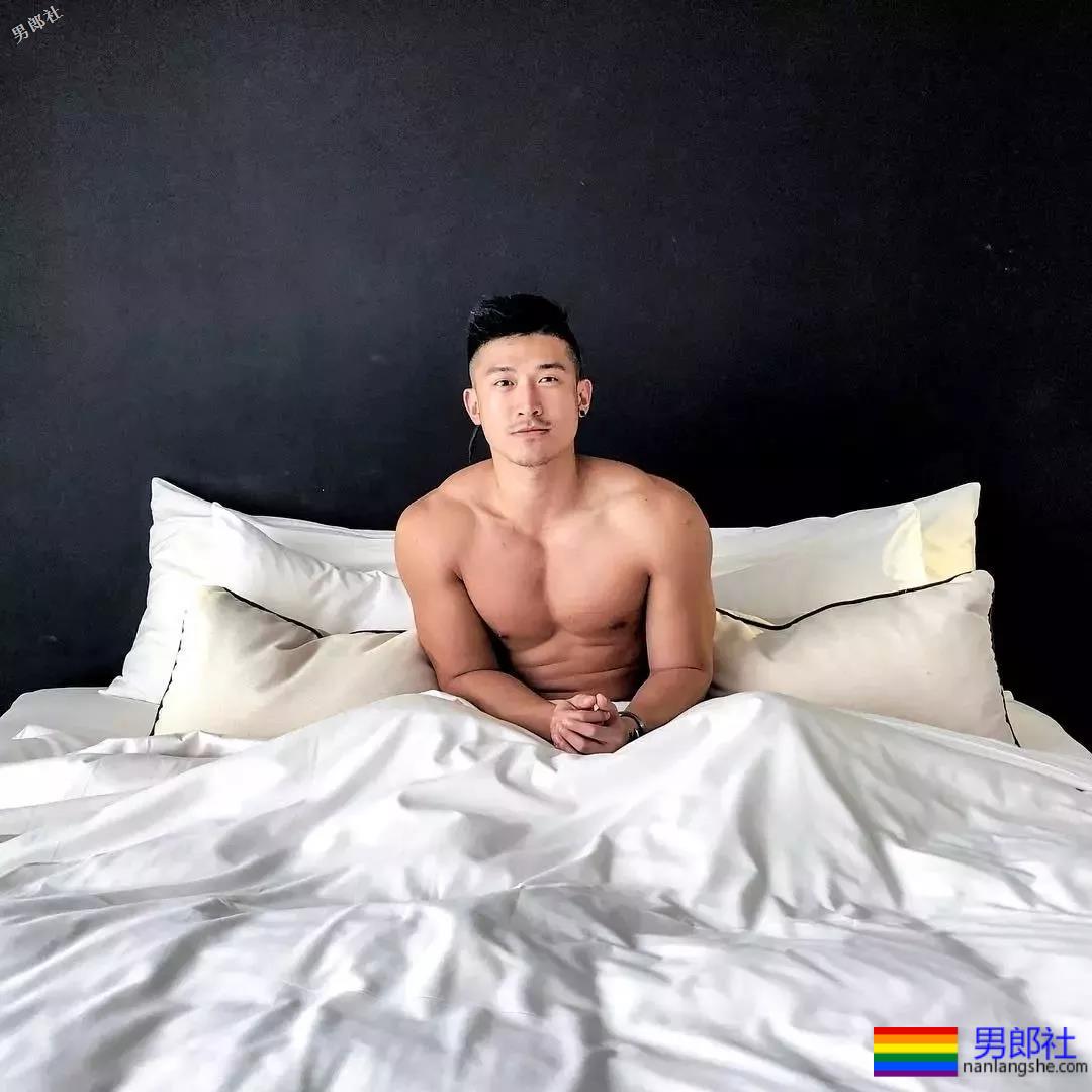 私照外泄基圈的gogoboy，优雅性感的肉体杀伤力不减当年! - 51虹马