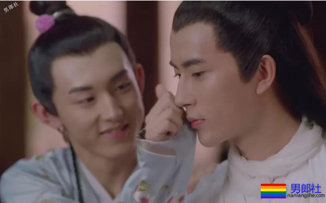 新版许仙于朦胧比女主还美！曾男男吻传是Gay被包养？ - 51虹马