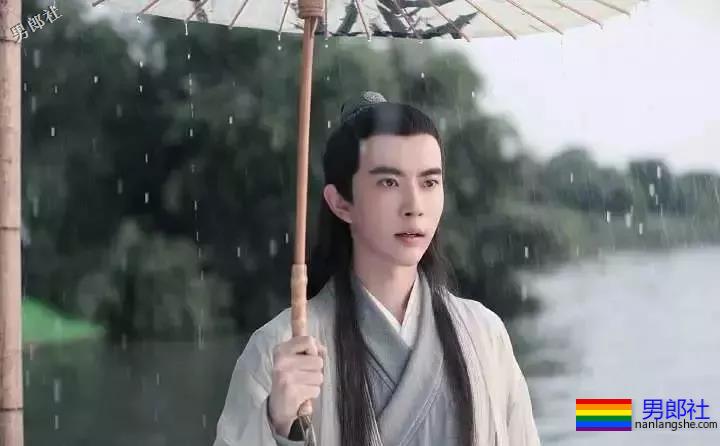 新版许仙于朦胧比女主还美！曾男男吻传是Gay被包养？ - 51虹马