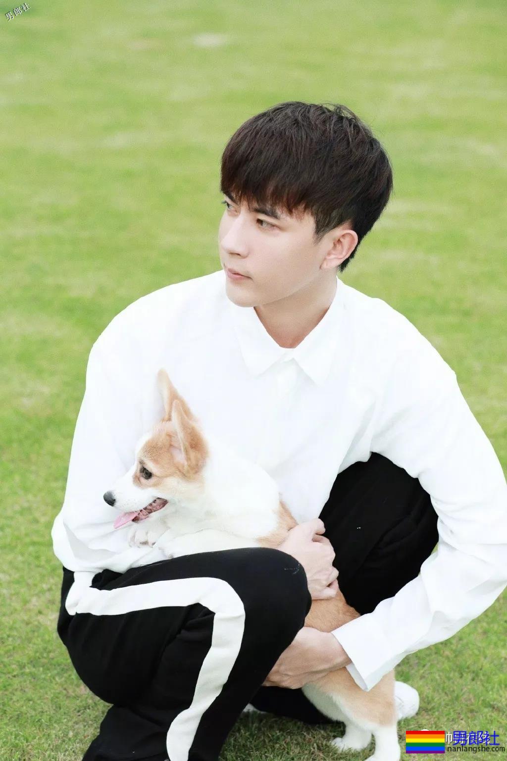 新版许仙法海双双帅炸！都是演过男男戏有腹肌的男人！ - 51虹马