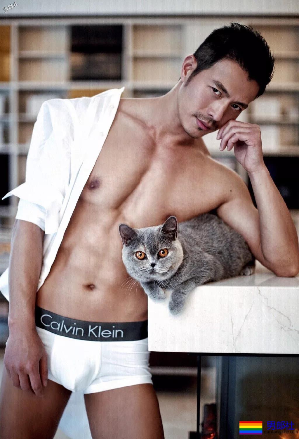 名媛夫夫秀恩爱，基友都羡慕大! - 51虹马