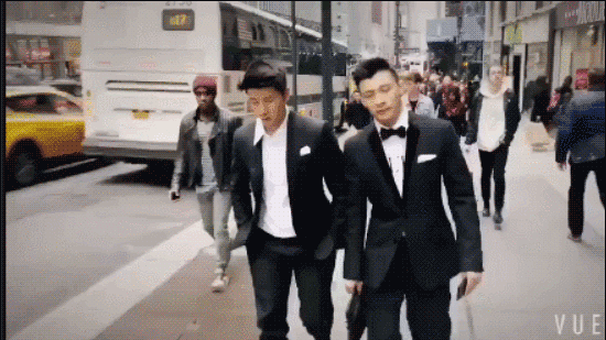 名媛夫夫秀恩爱，基友都羡慕大! - 51虹马