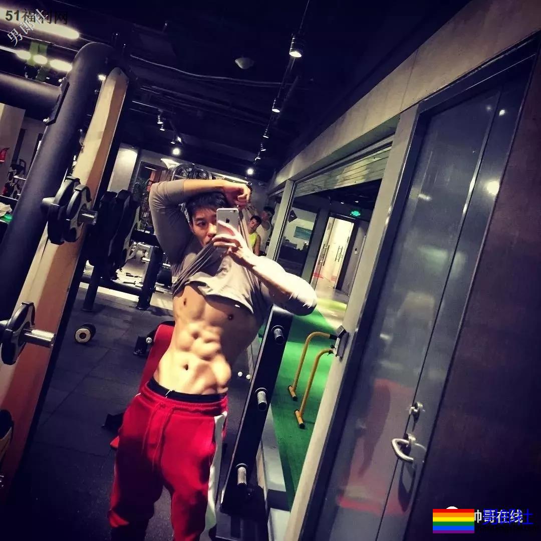 185东北肌肉男大闹影视圈,长腿腹肌腱子肉,这样的爷们谁遭得住!? - 51虹马 185东北肌肉男大闹影视圈,长腿腹肌腱子肉,这样的爷们谁遭得住!? - 51虹马