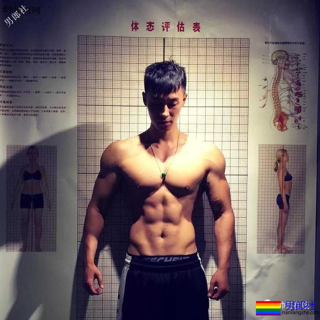 185东北肌肉男大闹影视圈,长腿腹肌腱子肉,这样的爷们谁遭得住!? - 51虹马 185东北肌肉男大闹影视圈,长腿腹肌腱子肉,这样的爷们谁遭得住!? - 51虹马