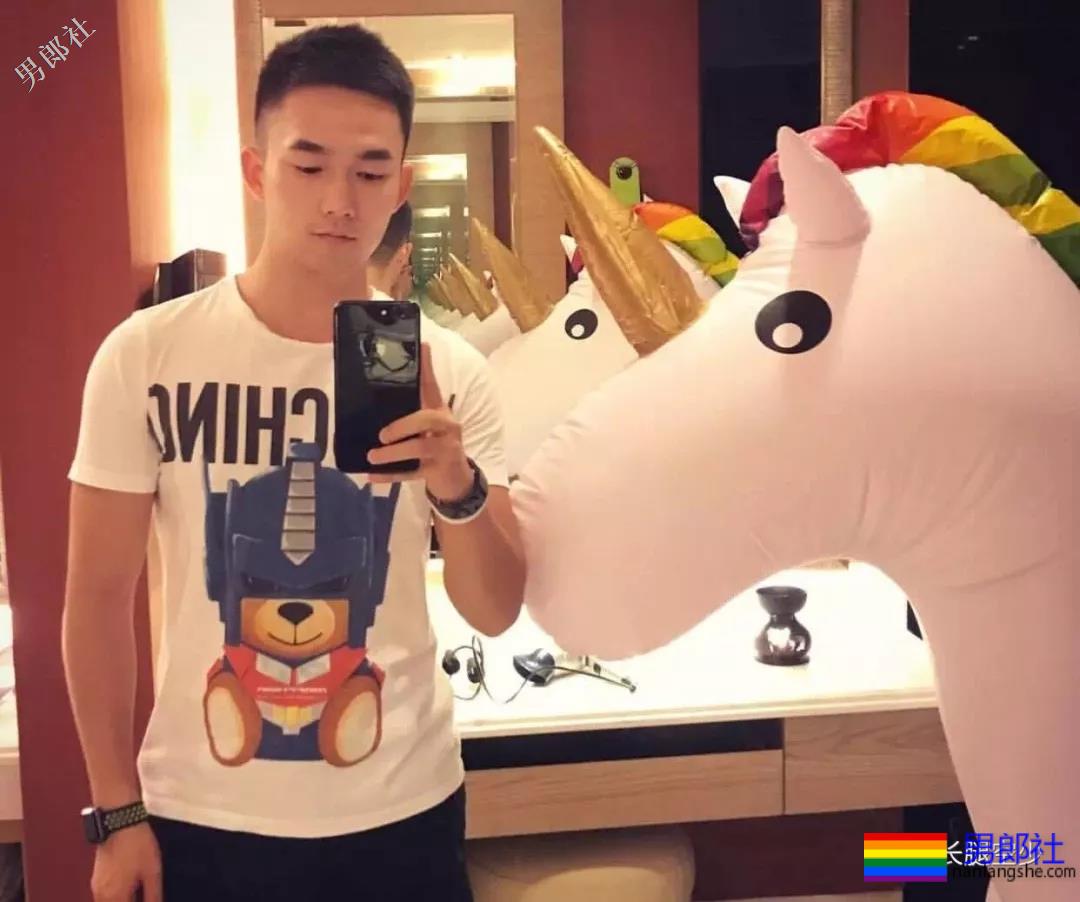 大鼻子，大长腿，大手臂，大. - 51虹马