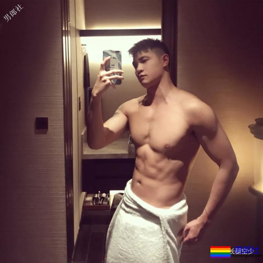 大鼻子，大长腿，大手臂，大. - 51虹马