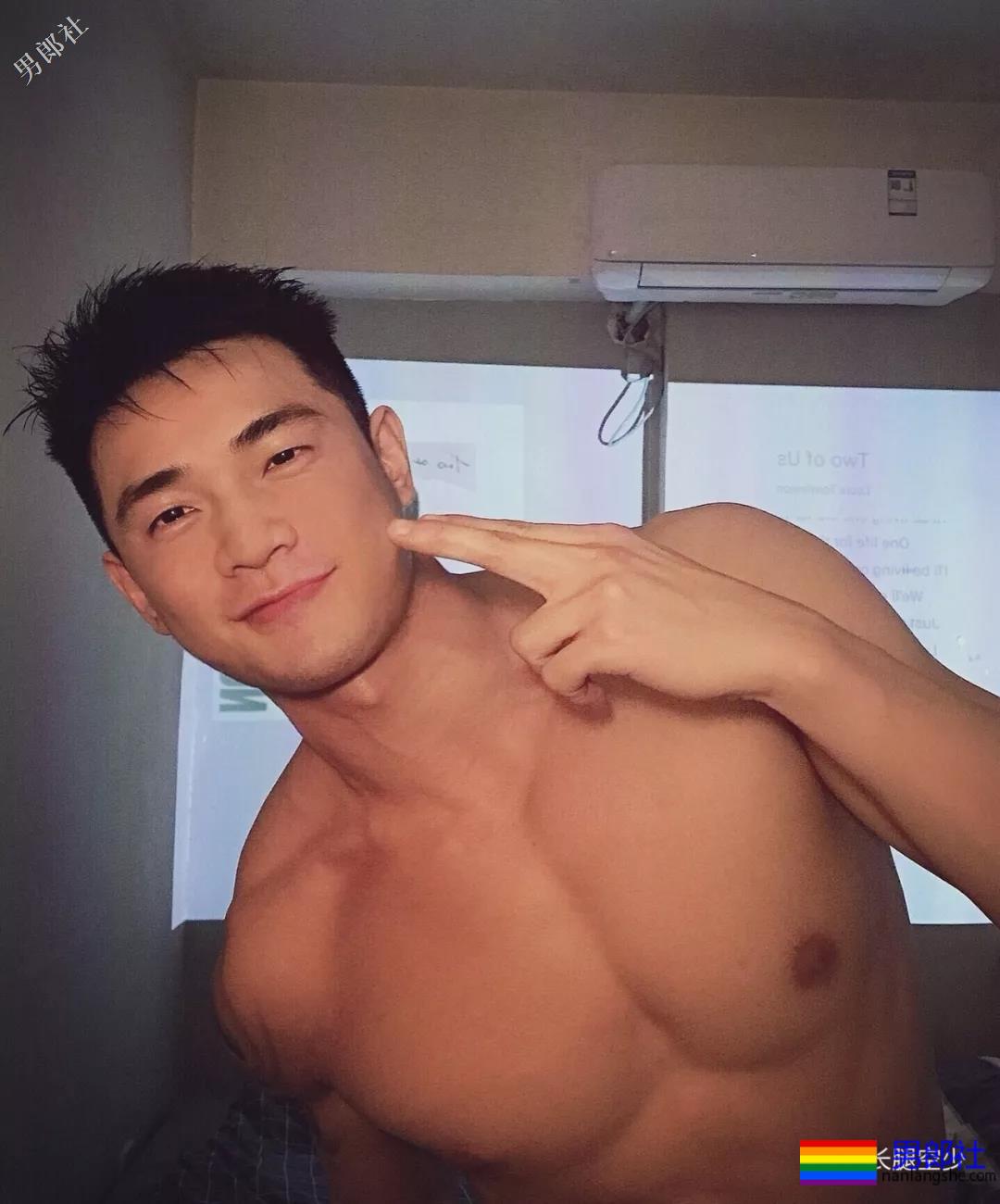 大鼻子，大长腿，大手臂，大. - 51虹马