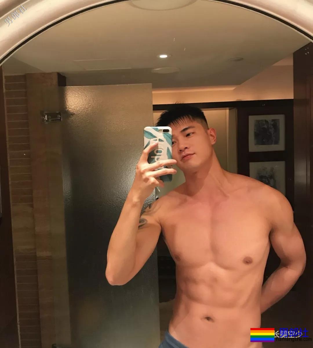 大鼻子，大长腿，大手臂，大. - 51虹马