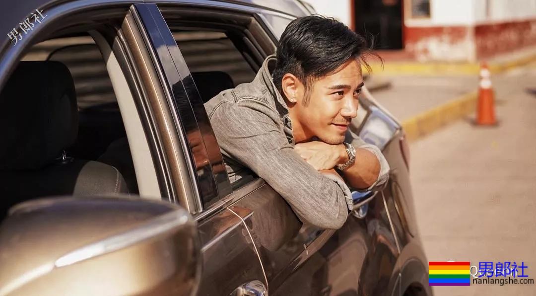 杜蕾斯广告男主亮相，人鱼线公狗腰看到饱！ - 51虹马