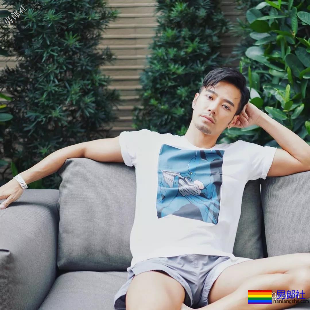 杜蕾斯广告男主亮相，人鱼线公狗腰看到饱！ - 51虹马