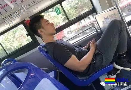 荷尔蒙气息十足的野生小鲜肉，让人走不动道 - 51虹马