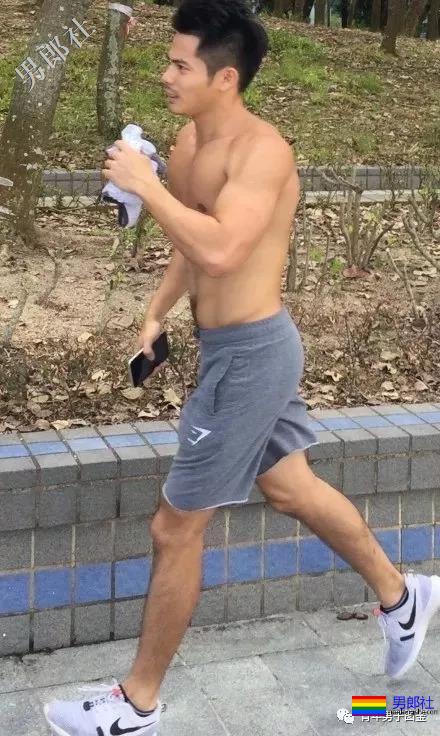 荷尔蒙气息十足的野生小鲜肉，让人走不动道 - 51虹马