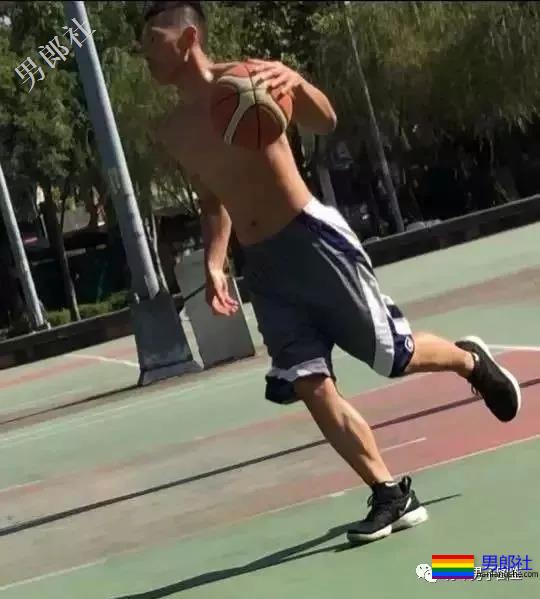 荷尔蒙气息十足的野生小鲜肉，让人走不动道 - 51虹马