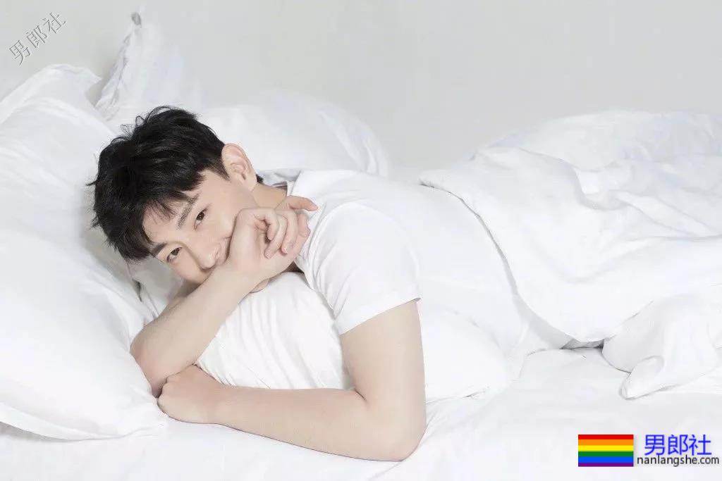 新版《封神演义》两大男主，一个荷尔蒙爆棚演过同志片！一个奶白腹肌太抢镜！ - 51虹马