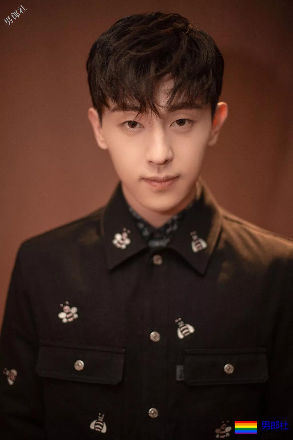 新版《封神演义》两大男主，一个荷尔蒙爆棚演过同志片！一个奶白腹肌太抢镜！ - 51虹马